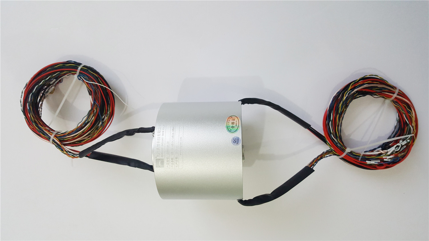 非标滑环 DHK045-20(1.9kg)