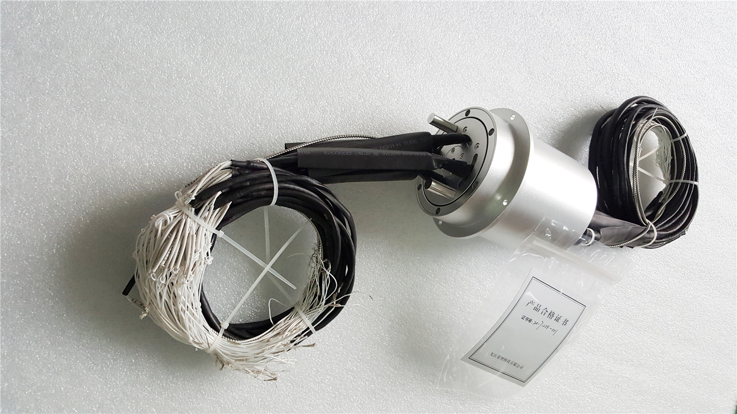 非标滑环DHS100-95-1F-001(3.0kg)