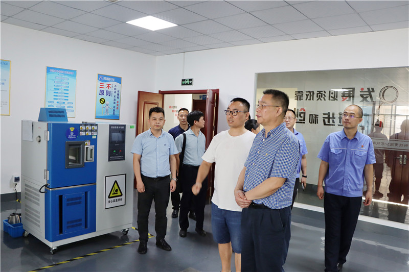 中船海洋装备集团副总经理陈建平一行到九江正规网投靠谱真实有限公司调研2