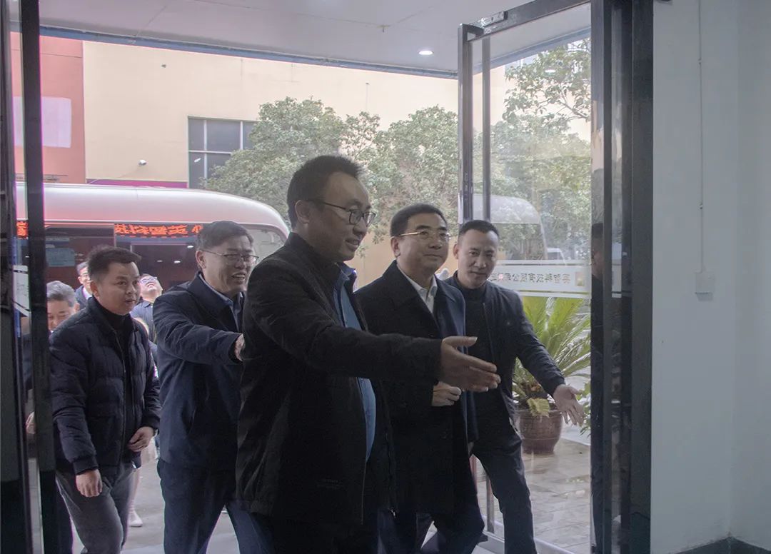 九江市市委副书记、市长蒋文定来正规网投靠谱真实调研督导“五经普”工作！